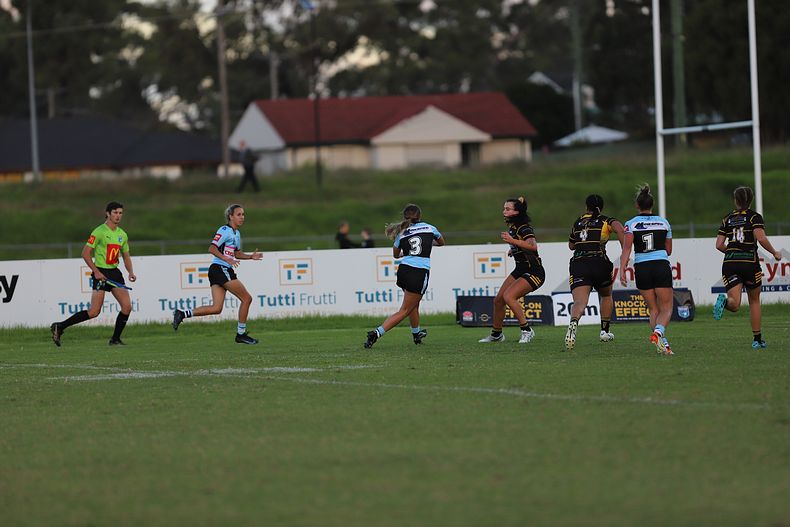 HNWP Rnd 1 MOUNTIES v SHARKS