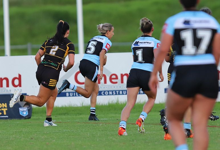 HNWP Rnd 1 MOUNTIES v SHARKS