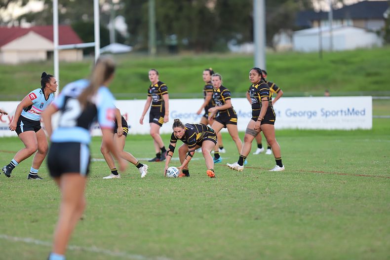 HNWP Rnd 1 MOUNTIES v SHARKS