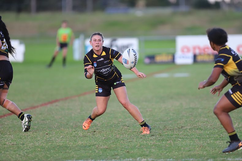 HNWP Rnd 1 MOUNTIES v SHARKS