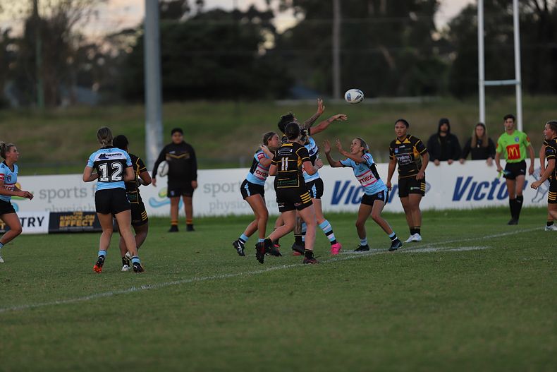 HNWP Rnd 1 MOUNTIES v SHARKS