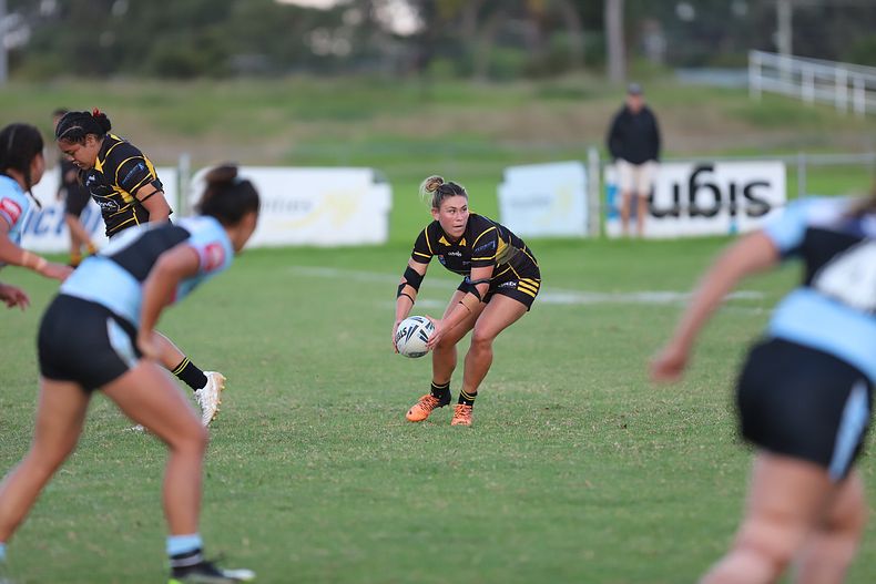 HNWP Rnd 1 MOUNTIES v SHARKS