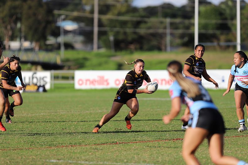 HNWP Rnd 1 MOUNTIES v SHARKS