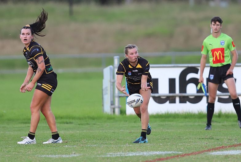 HNWP Rnd 1 MOUNTIES v SHARKS