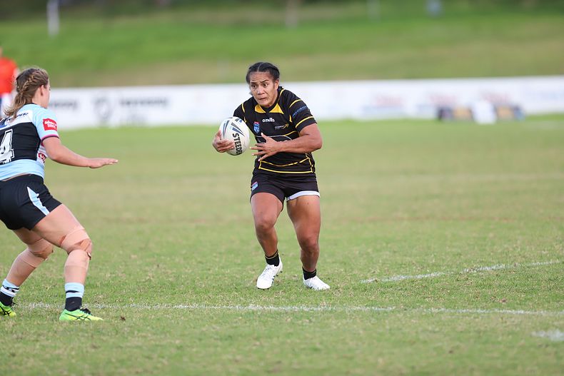 HNWP Rnd 1 MOUNTIES v SHARKS