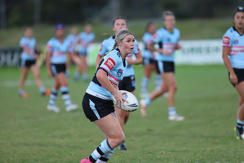HNWP Rnd 1 MOUNTIES v SHARKS