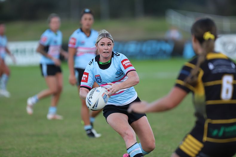 HNWP Rnd 1 MOUNTIES v SHARKS