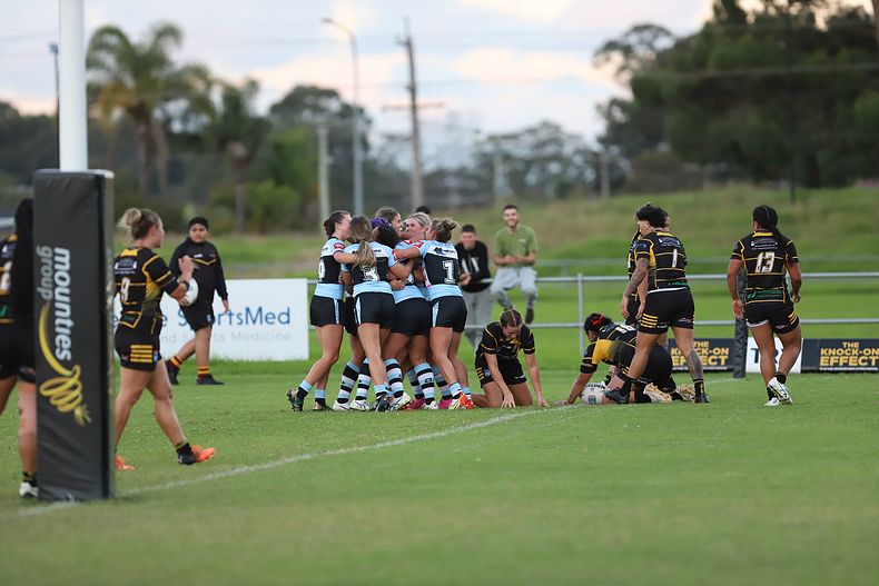 HNWP Rnd 1 MOUNTIES v SHARKS