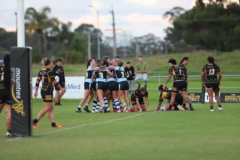 HNWP Rnd 1 MOUNTIES v SHARKS
