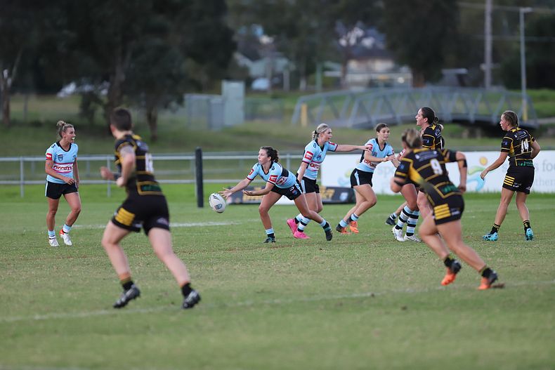 HNWP Rnd 1 MOUNTIES v SHARKS
