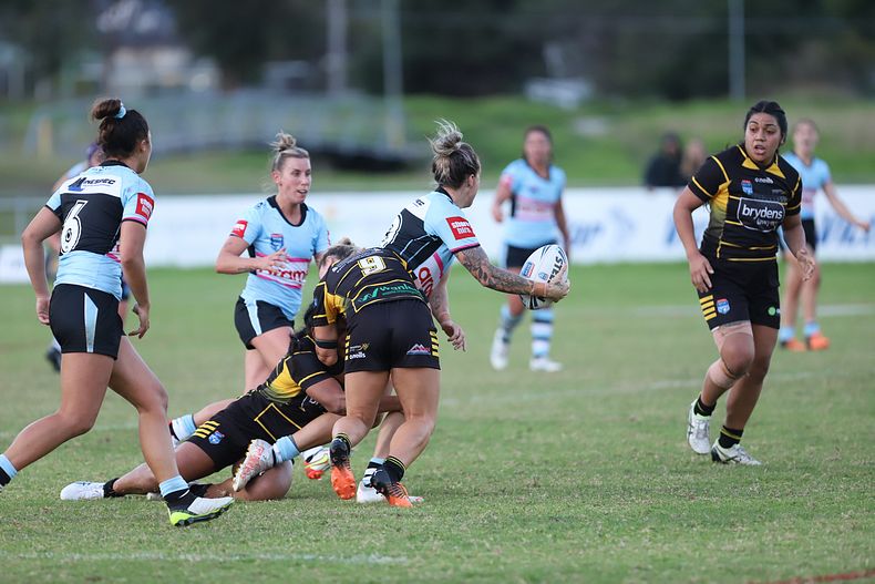 HNWP Rnd 1 MOUNTIES v SHARKS