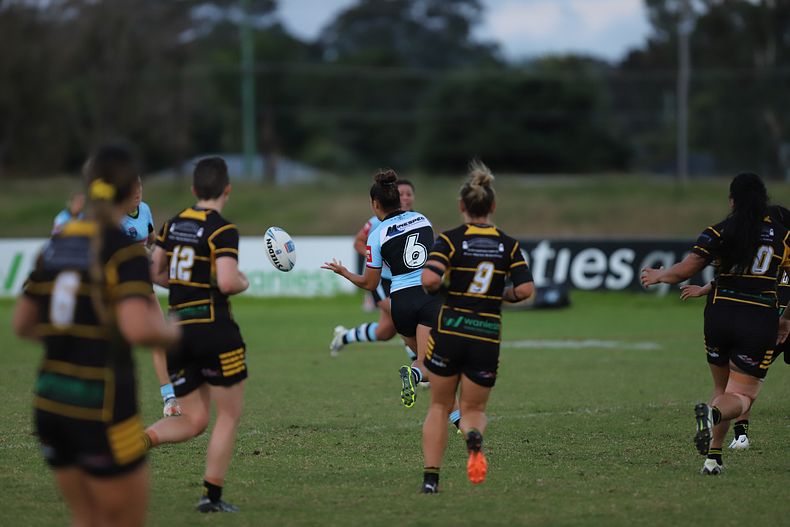 HNWP Rnd 1 MOUNTIES v SHARKS