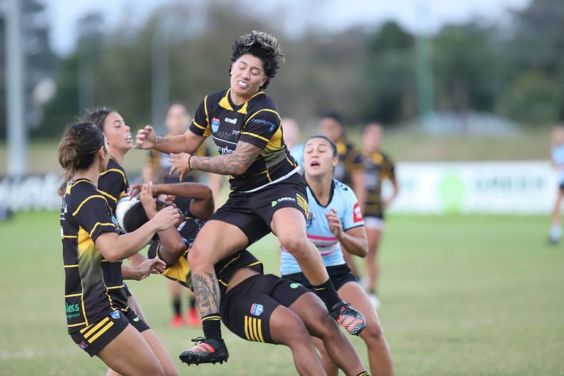 HNWP Rnd 1 MOUNTIES v SHARKS