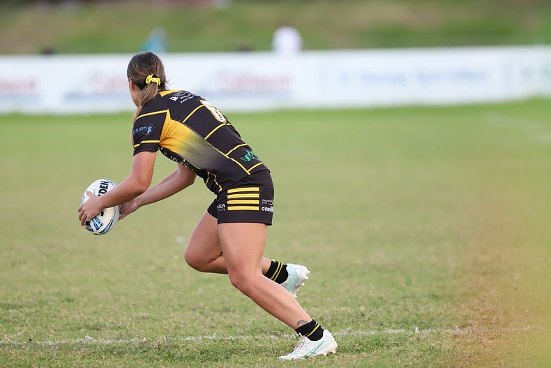HNWP Rnd 1 MOUNTIES v SHARKS