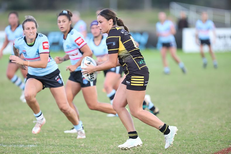 HNWP Rnd 1 MOUNTIES v SHARKS