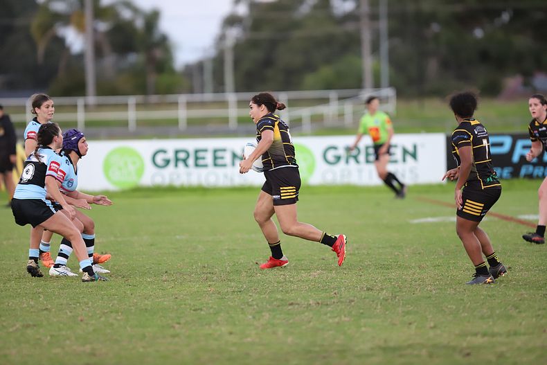 HNWP Rnd 1 MOUNTIES v SHARKS