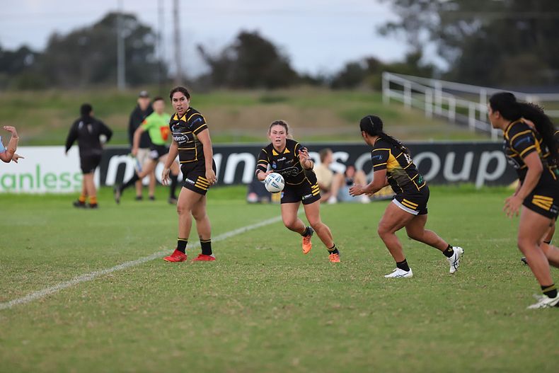HNWP Rnd 1 MOUNTIES v SHARKS