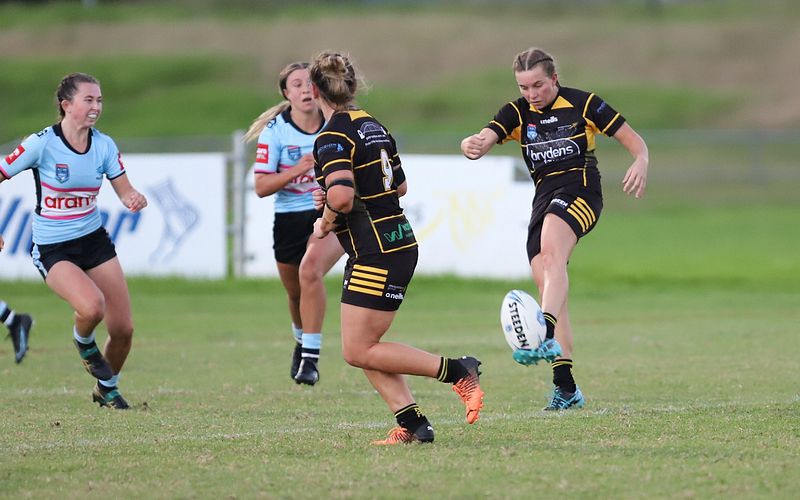 HNWP Rnd 1 MOUNTIES v SHARKS