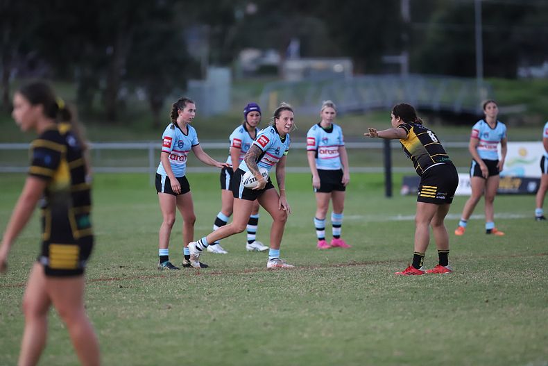 HNWP Rnd 1 MOUNTIES v SHARKS
