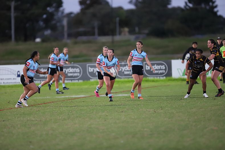 HNWP Rnd 1 MOUNTIES v SHARKS