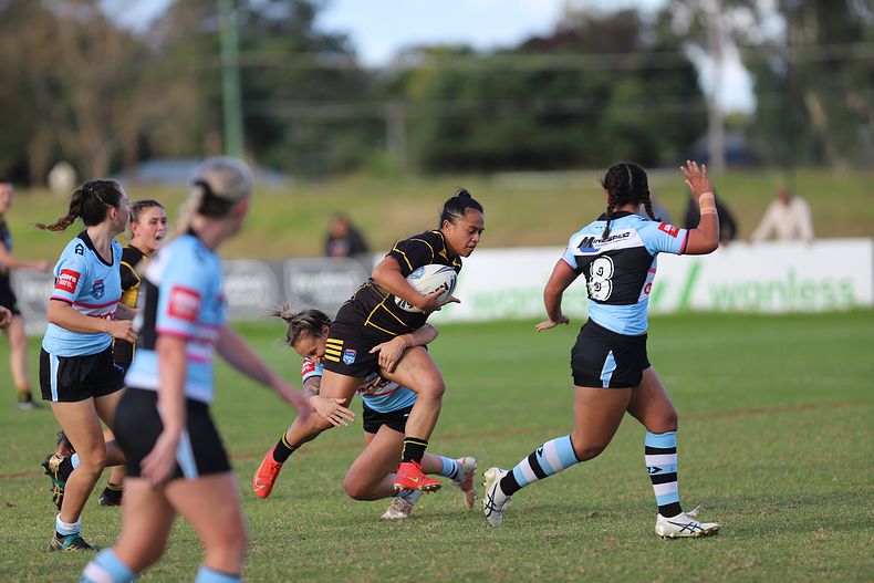 HNWP Rnd 1 MOUNTIES v SHARKS