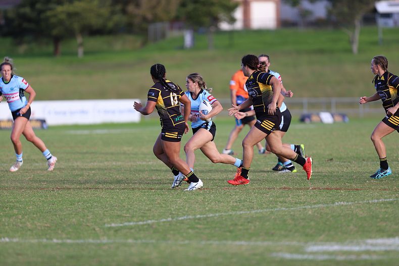 HNWP Rnd 1 MOUNTIES v SHARKS