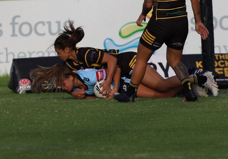 HNWP Rnd 1 MOUNTIES v SHARKS