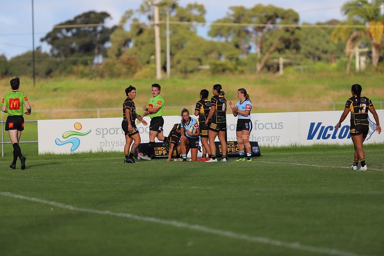 HNWP Rnd 1 MOUNTIES v SHARKS