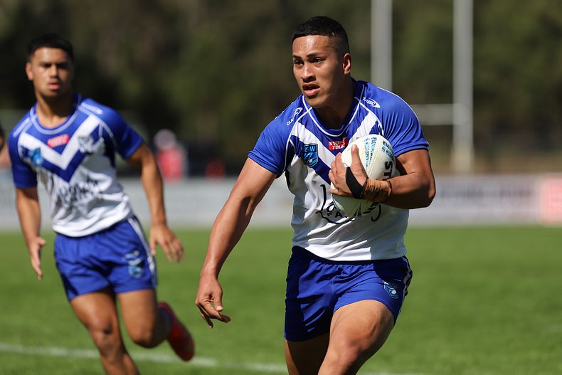 Jonathan Su'a on his way to the try line (Photo : Steve Montgomery)