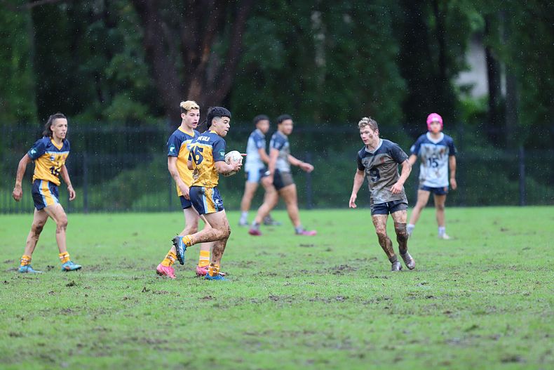 NSWCHS State Trials Day 1 u15’s Sydney GOLD v PRESIDENTS