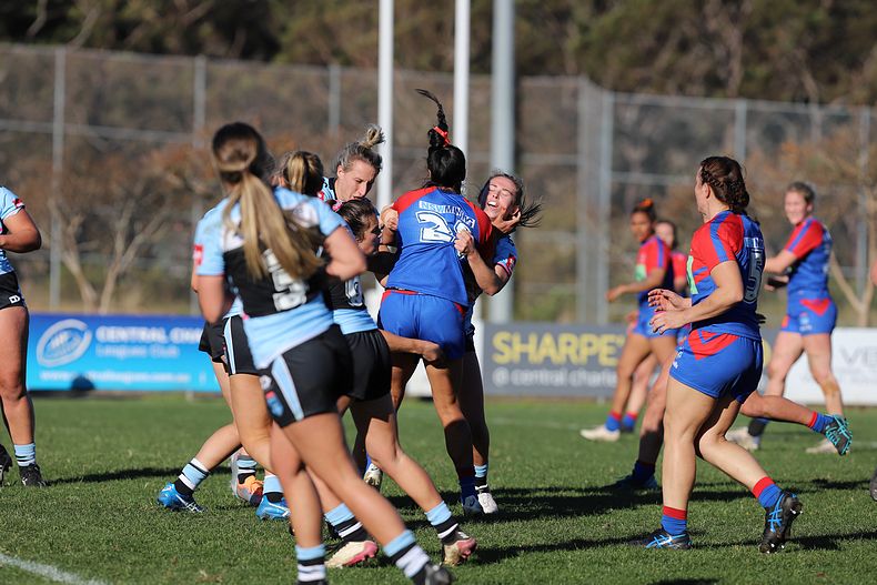 HNWP Rnd 7 Newcastle KNIGHTS v Cronulla SHARKS