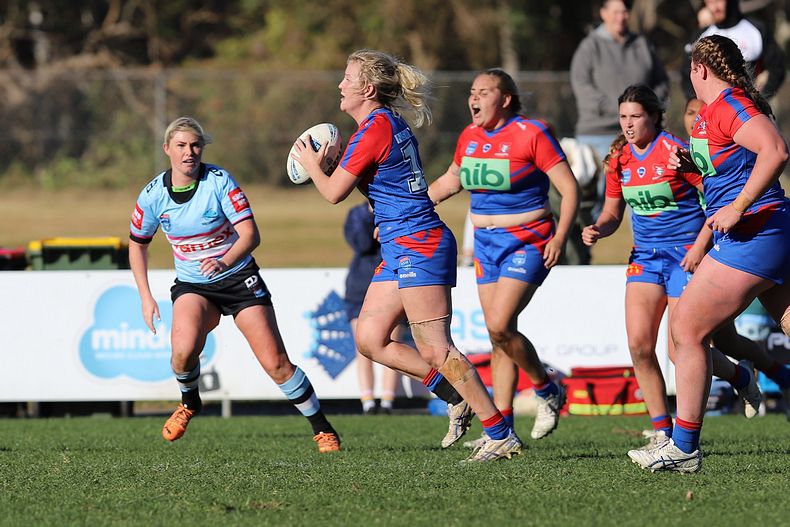 HNWP Rnd 7 Newcastle KNIGHTS v Cronulla SHARKS