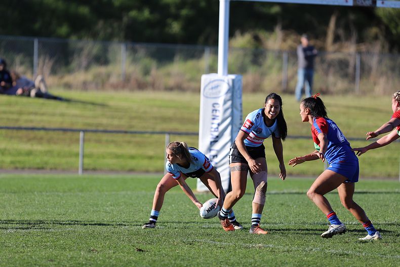 HNWP Rnd 7 Newcastle KNIGHTS v Cronulla SHARKS