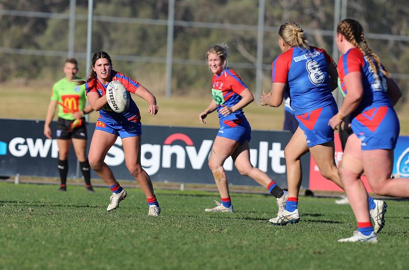 HNWP Rnd 7 Newcastle KNIGHTS v Cronulla SHARKS