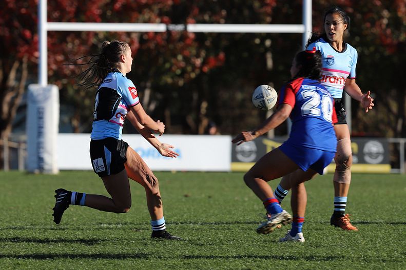 HNWP Rnd 7 Newcastle KNIGHTS v Cronulla SHARKS