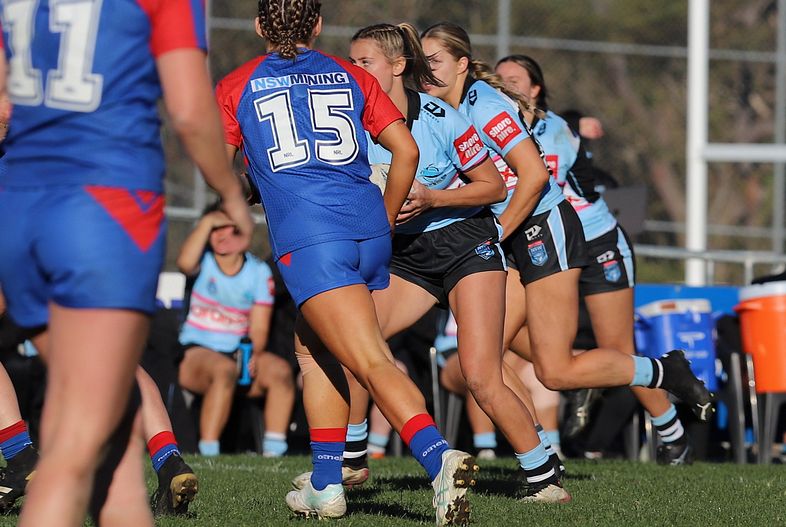 HNWP Rnd 7 Newcastle KNIGHTS v Cronulla SHARKS