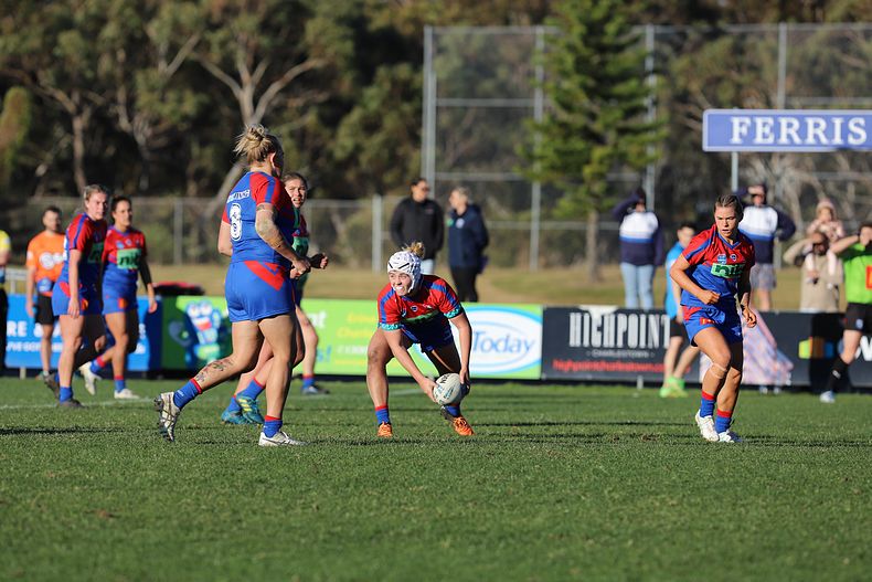 HNWP Rnd 7 Newcastle KNIGHTS v Cronulla SHARKS