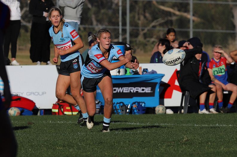 HNWP Rnd 7 Newcastle KNIGHTS v Cronulla SHARKS