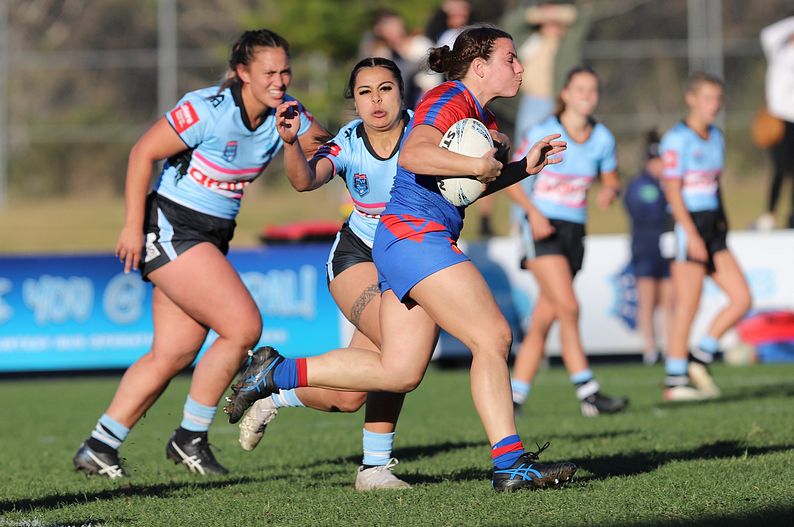 HNWP Rnd 7 Newcastle KNIGHTS v Cronulla SHARKS