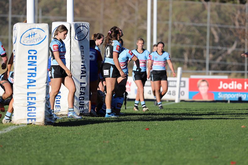 HNWP Rnd 7 Newcastle KNIGHTS v Cronulla SHARKS