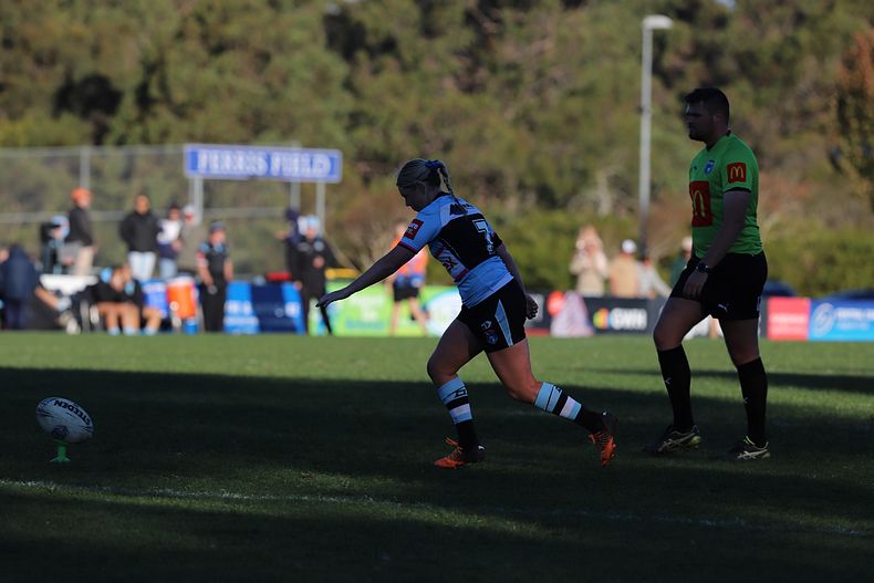 HNWP Rnd 7 Newcastle KNIGHTS v Cronulla SHARKS