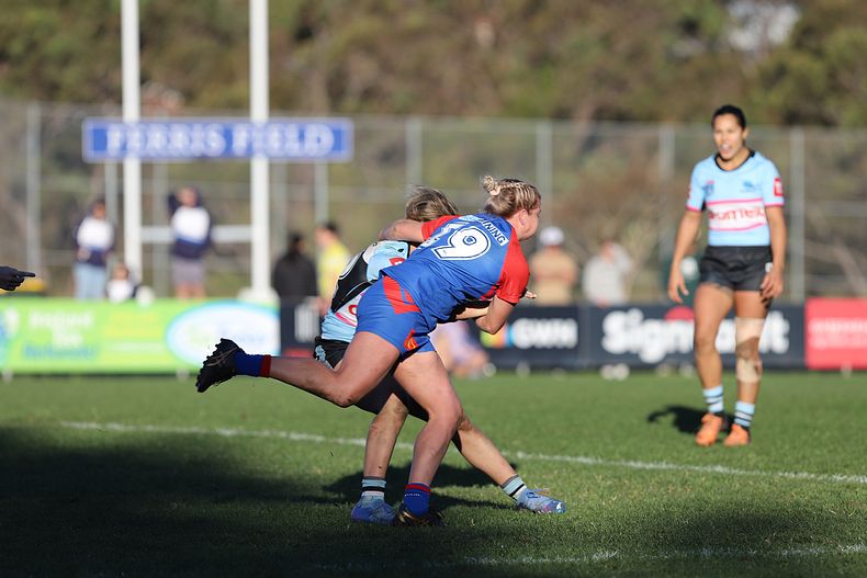 HNWP Rnd 7 Newcastle KNIGHTS v Cronulla SHARKS