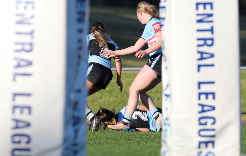 HNWP Rnd 7 Newcastle KNIGHTS v Cronulla SHARKS