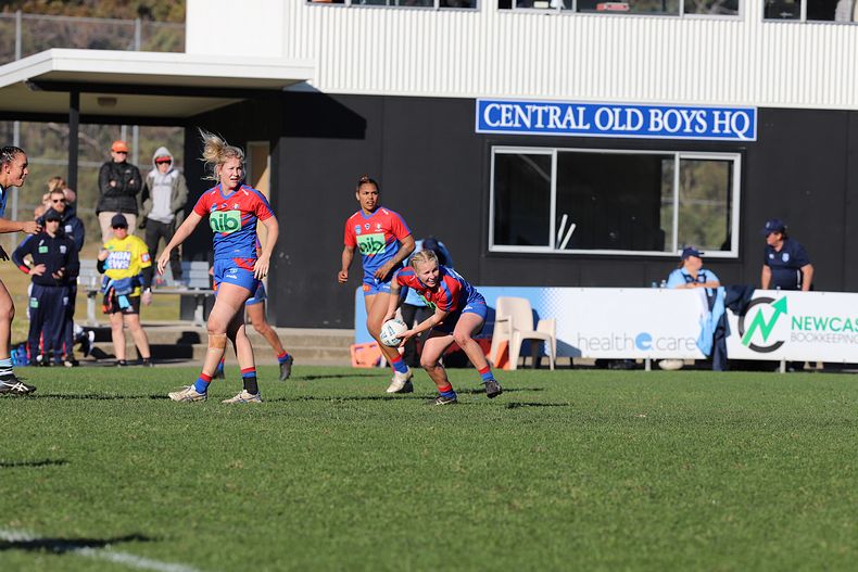 HNWP Rnd 7 Newcastle KNIGHTS v Cronulla SHARKS