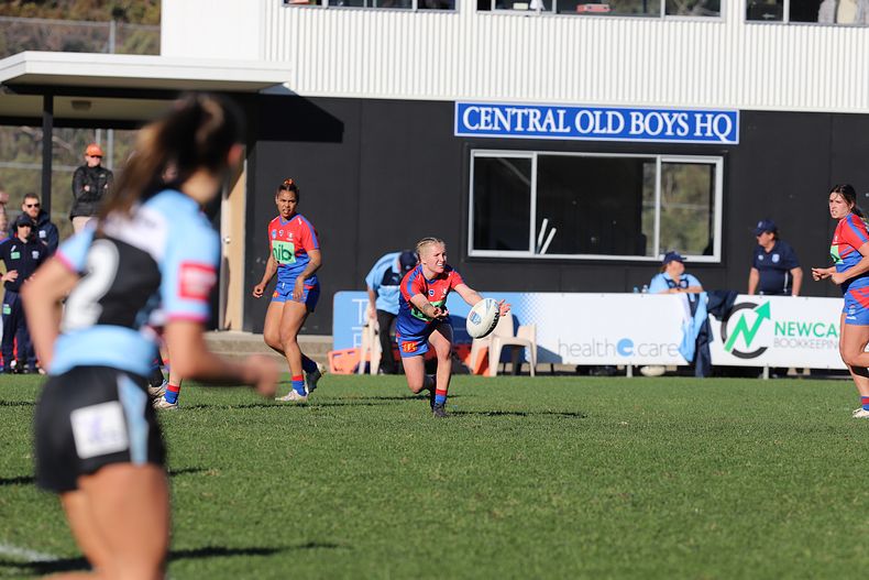 HNWP Rnd 7 Newcastle KNIGHTS v Cronulla SHARKS