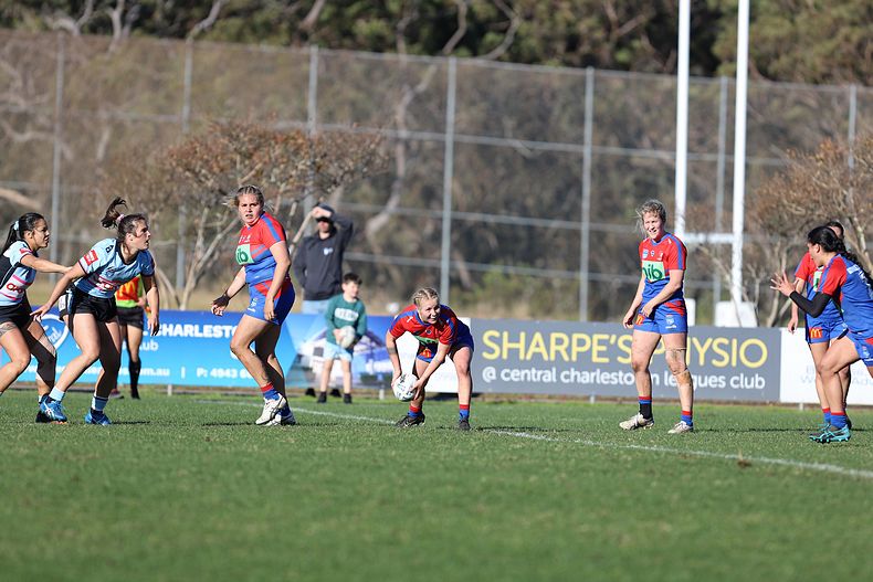 HNWP Rnd 7 Newcastle KNIGHTS v Cronulla SHARKS