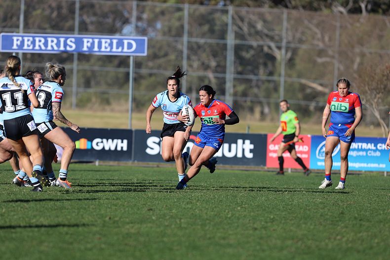 HNWP Rnd 7 Newcastle KNIGHTS v Cronulla SHARKS