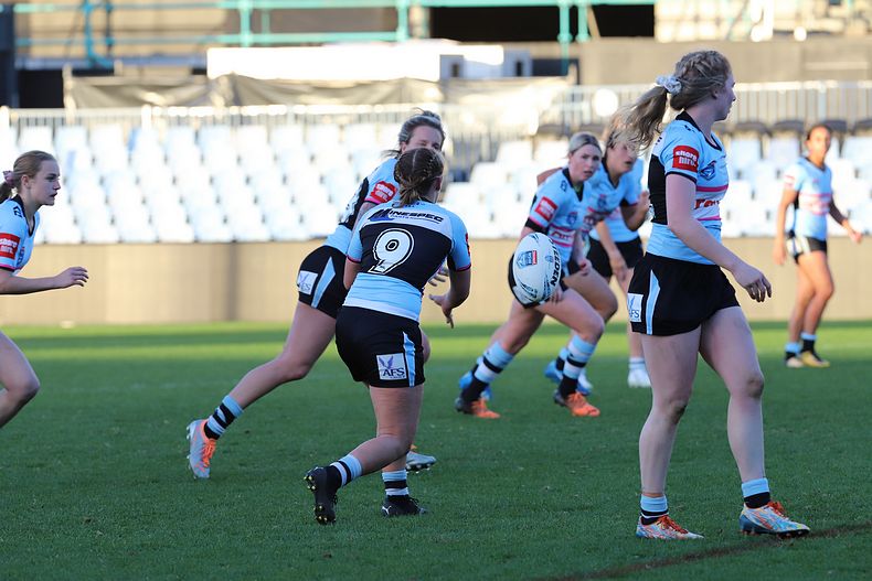 HNWP Rnd 8 SHARKS v BEARS