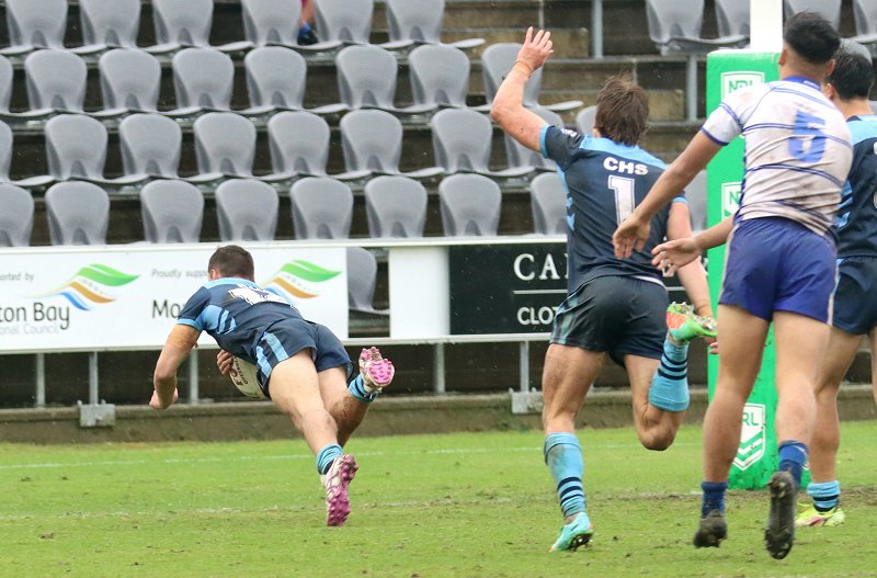 Harrison Hassett dives in for NSWCHS in the U18s clash with NSWCCC (Photo : Brooke Herdegen)