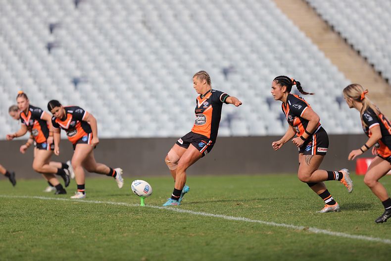 2022 HNWP Grand Final (1st Half) Cronulla SHARKS v WESTSTIGERS